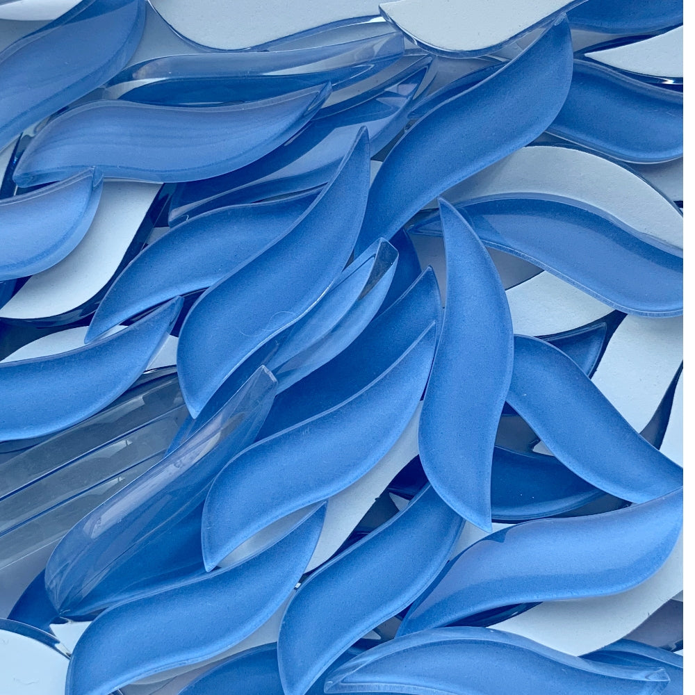 Pétalos Ondulados Azul Cielo