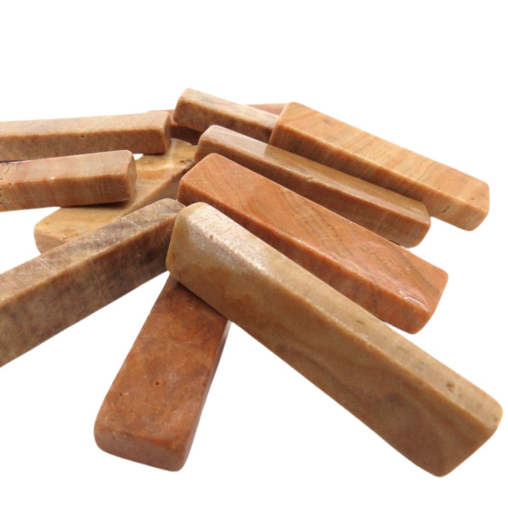 Baguettes en marbre à motif veinage bois jaune