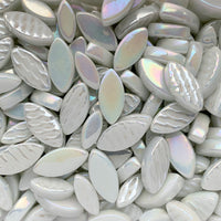 Ottoman Petali Madreperla Bianco