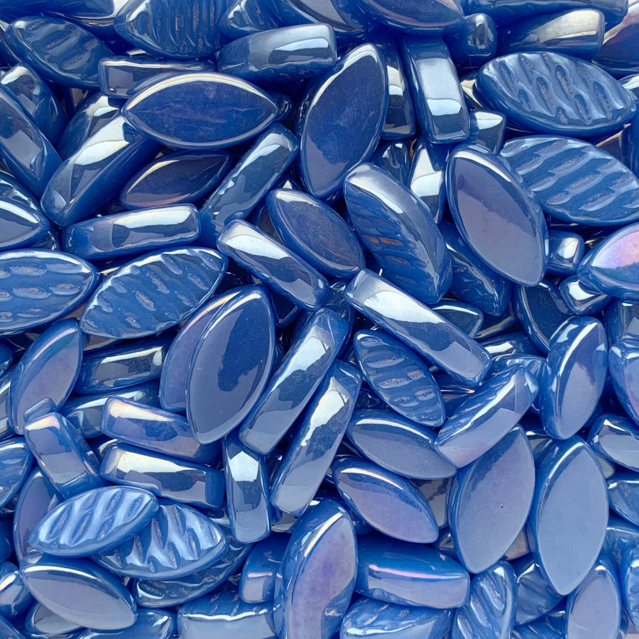 Ottoman Petali Madreperla Blu
